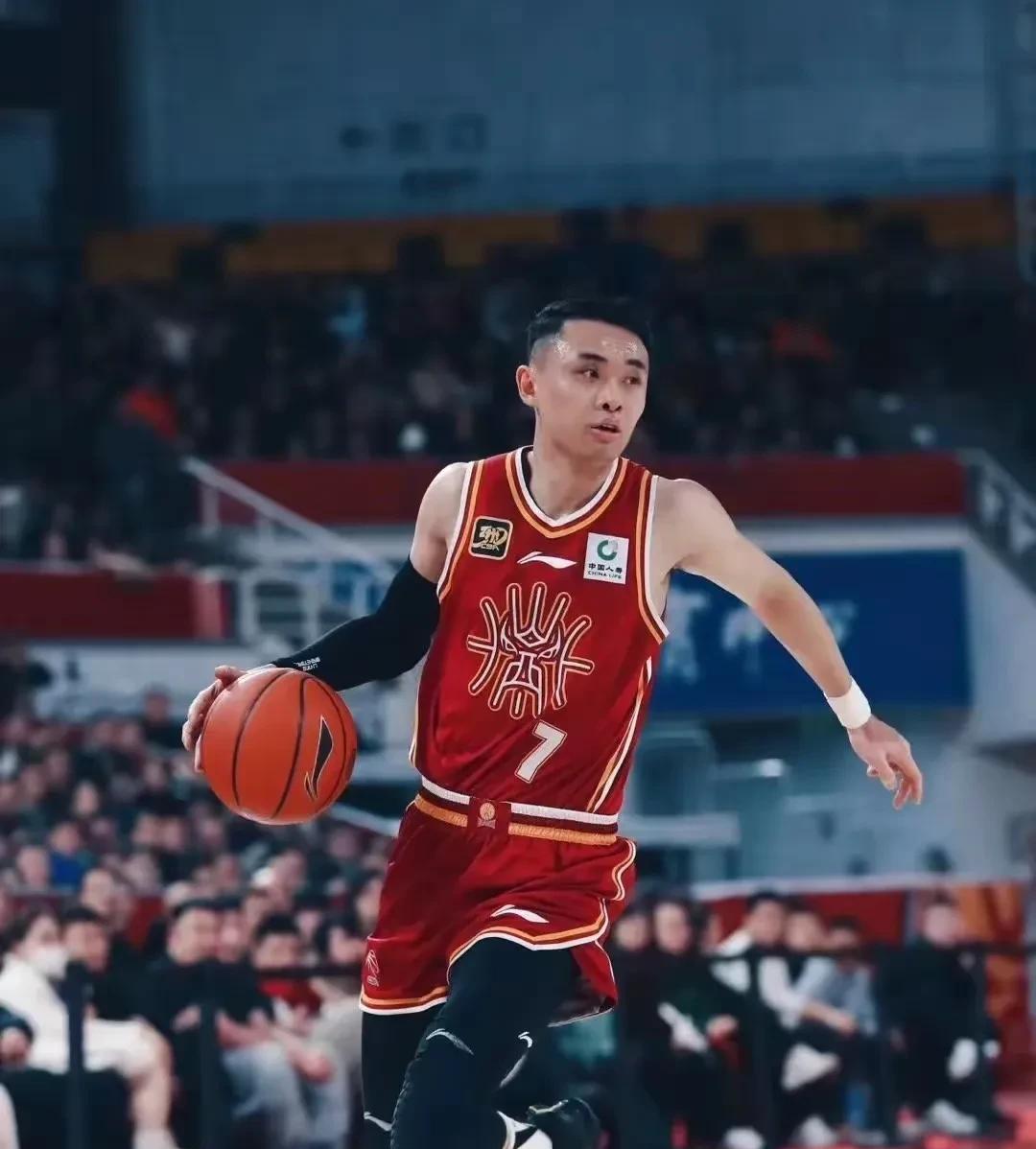 今晚广厦男篮备战社区盾,再遭质疑细节曝光,质疑声仍在,数据趋势出现新变化的简单介绍 今晚广厦男篮备战社区盾,再遭质疑细节曝光,质疑声仍在,数据趋势出现新变化的简单介绍