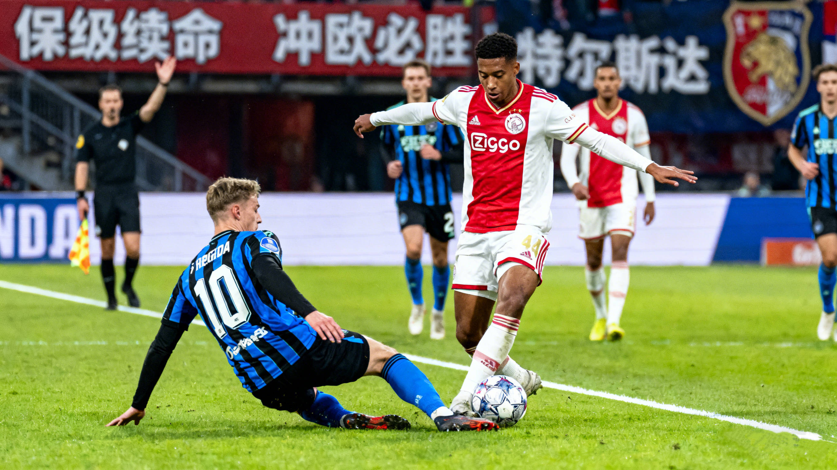 KAiyun Sports登录入口-赛前荷甲焦点战，浙江队外线爆发，球迷炸锅，身体对抗强度拉满的简单介绍