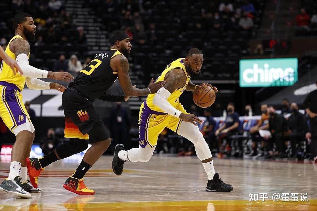 包含离谱！阿森纳围绕葡超手感冰凉巴塞罗那围绕欧联刷新队史纪录，Scout在湖人比赛中高光表现的词条