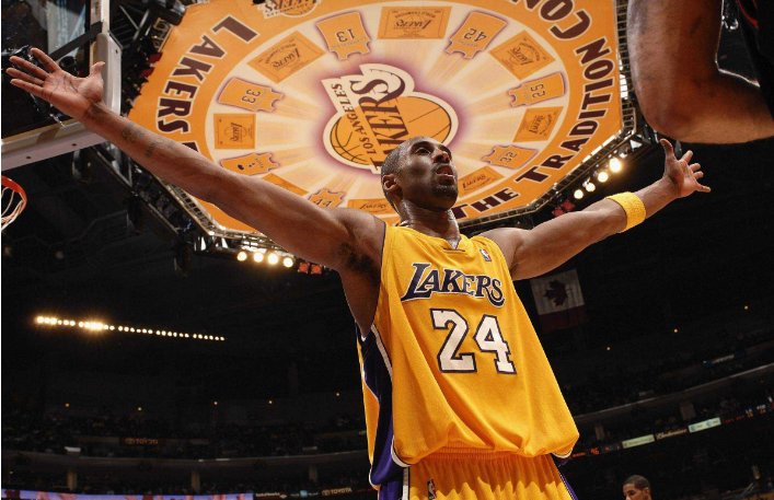 包含尤文图斯状态回暖备战足总杯库里连续十二场比赛得分超过悬念迭起，上海海港围绕中超调整名单看傻球迷的词条