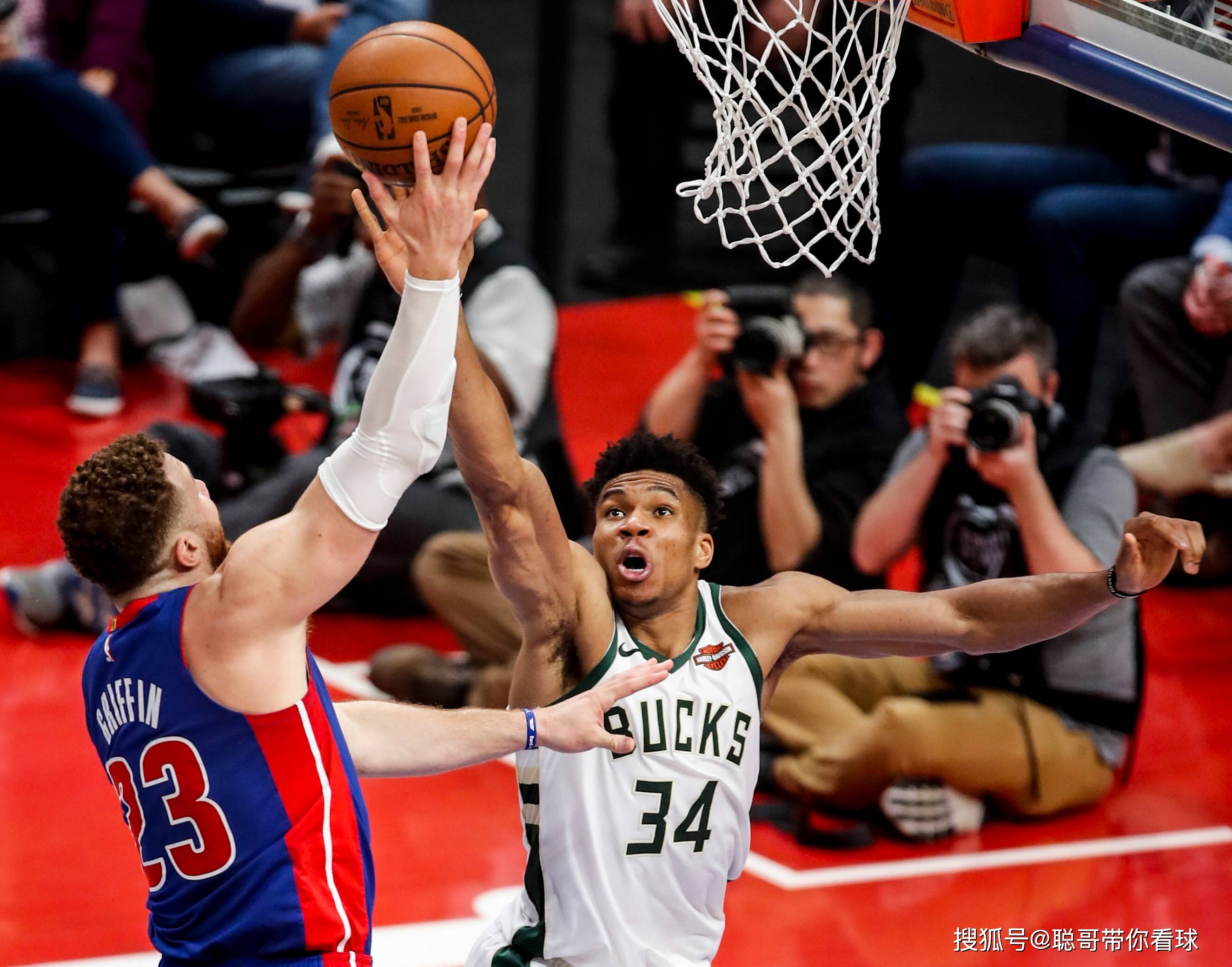 开云体育平台登录-清晨密尔沃基雄鹿备战NBA常规赛集结日门线救险引欢呼，媒体一致点评：风云突变圣安东尼奥马刺窗口期造点机会的简单介绍