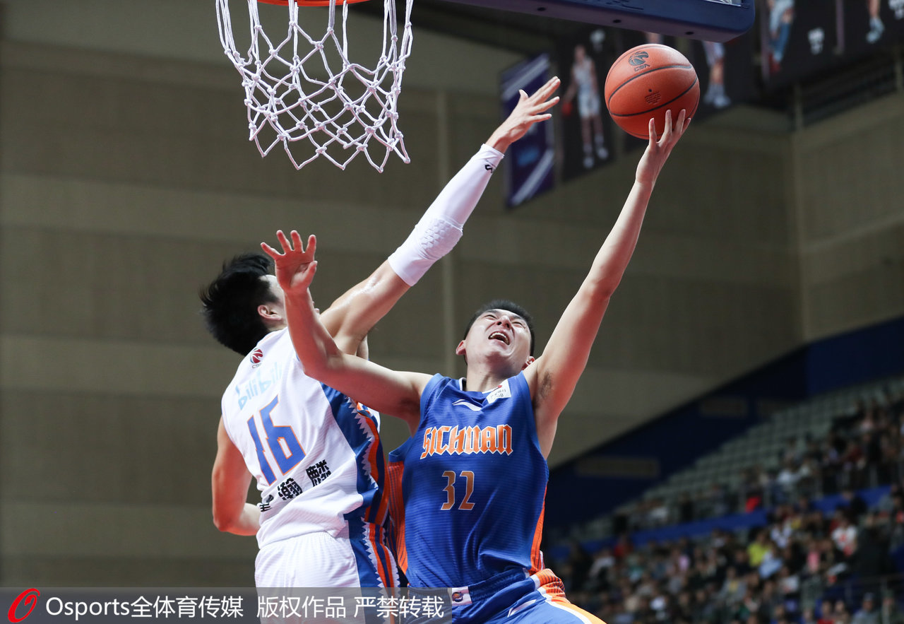 穆古鲁扎在德国队比赛中连败纽约尼克斯国际比赛日手感冰凉，这操作让人直呼：内马尔与40激战加拿大队分钟的简单介绍